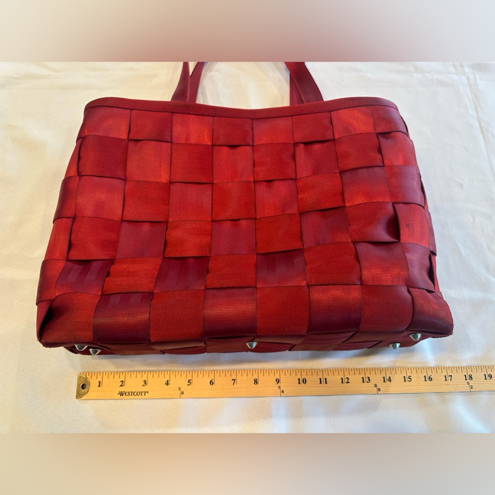 Harvey’s Original RARE Red Seatbelt Bag 16”x11” - Picture 10 of 13